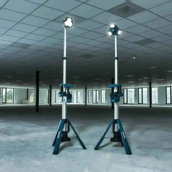 Projecteur trépied MAKITA 14.4V / 18V DML813 (sans batterie) - Déstockage - Drakare