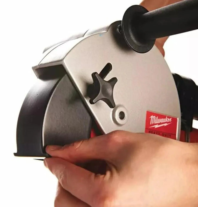 Rainureuse MILWAUKEE 1500W Ø125mm + mallette WCE 30/0 - Reconditionné - Drakare