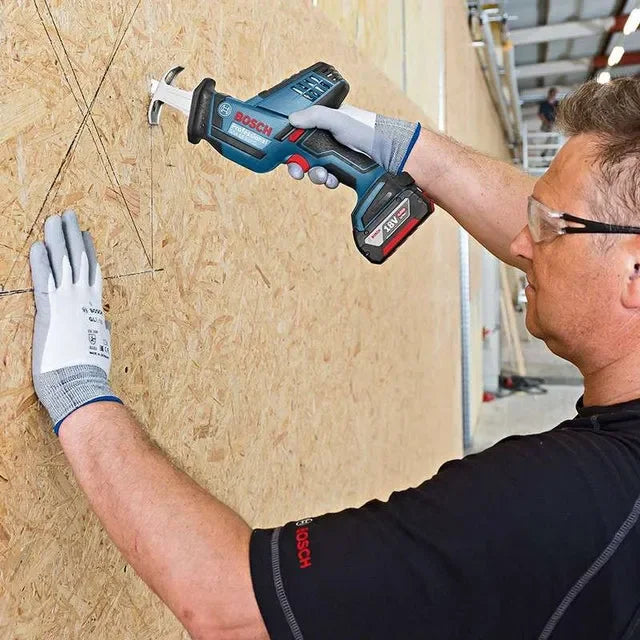 Scie sabre BOSCH PRO 18V Li-Ion (2x 5Ah) + coffret L-BOXX GSA 18V-LI C - Déstockage - Drakare